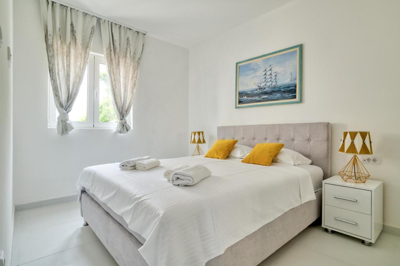 The Golden Luxury Apartments Kotor Zewnętrze zdjęcie